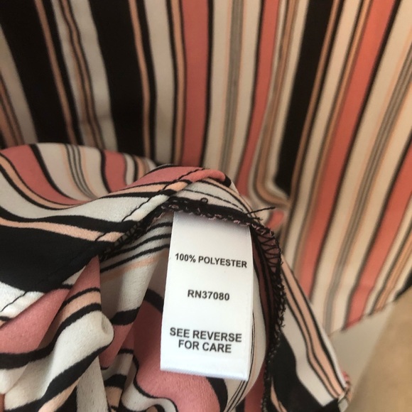 EUC - C established 1946 Women’s striped top - Picture 3 of 4